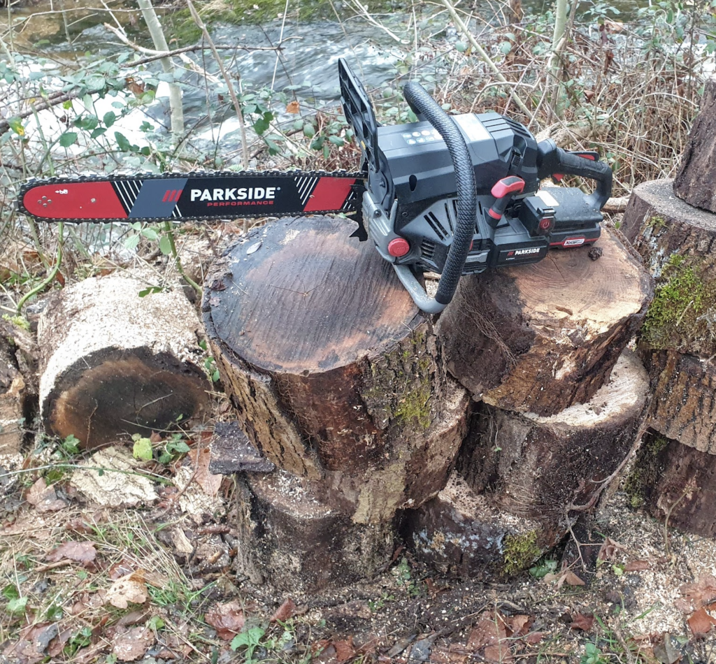 test-de-la-tronconneuse-parkside-performance-ppbks